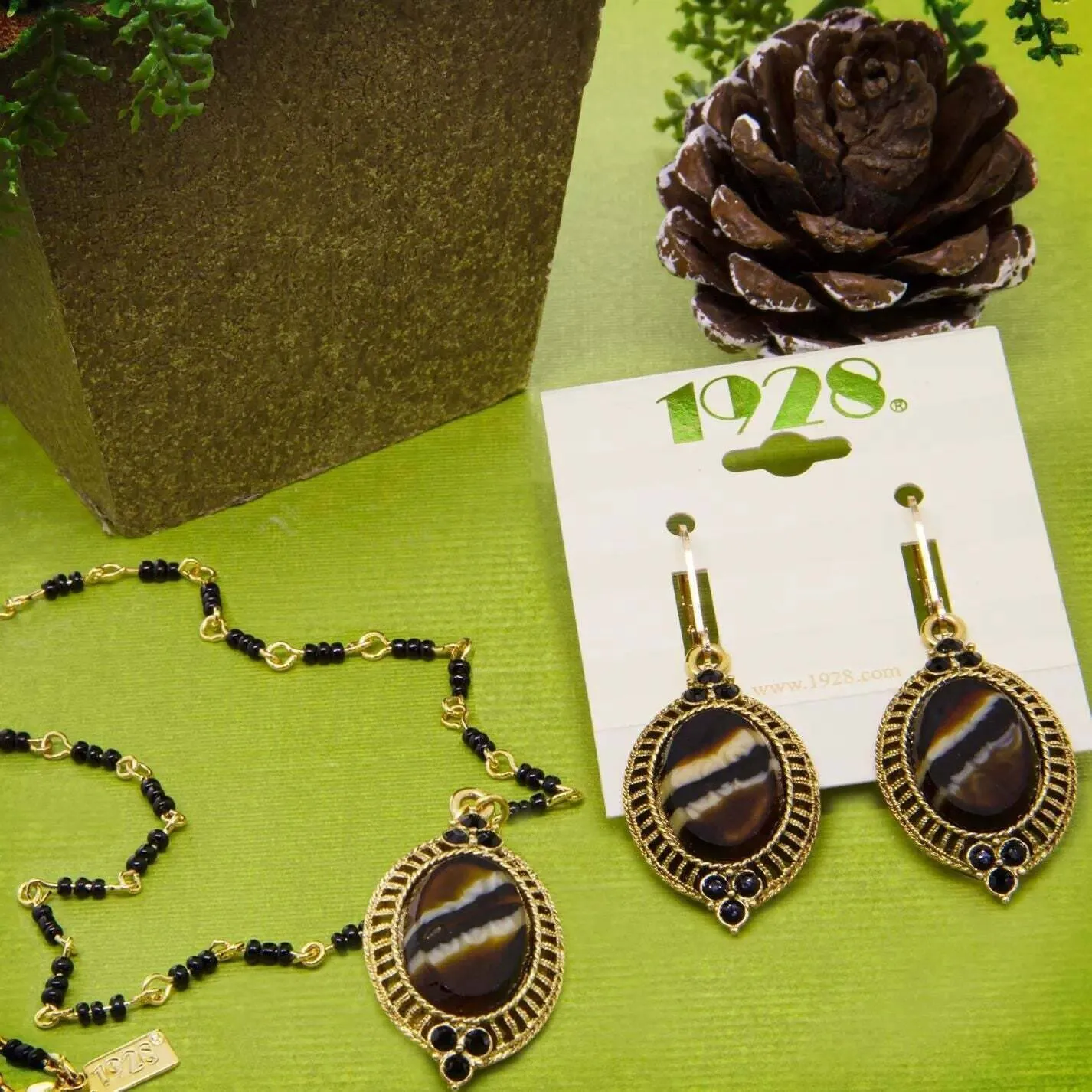 1928 Jewelry Tigers Eye Glass Stone Drop Earrings