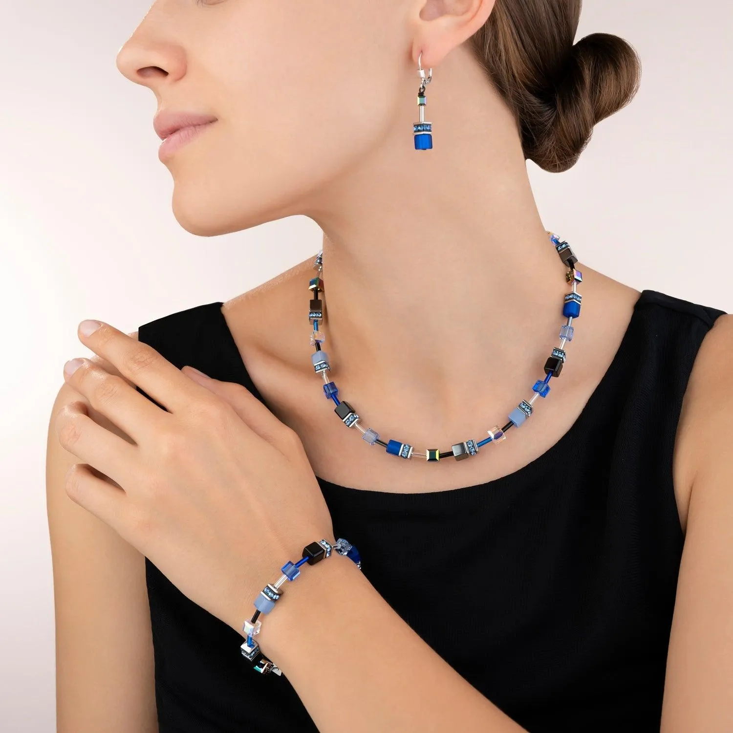 Coeur De Lion Cobalt Blue Swarovski® Crystals GeoCUBE® Earrings