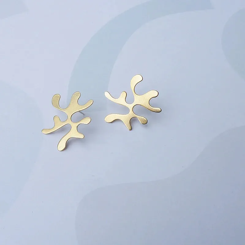 Flora Wavy Studs