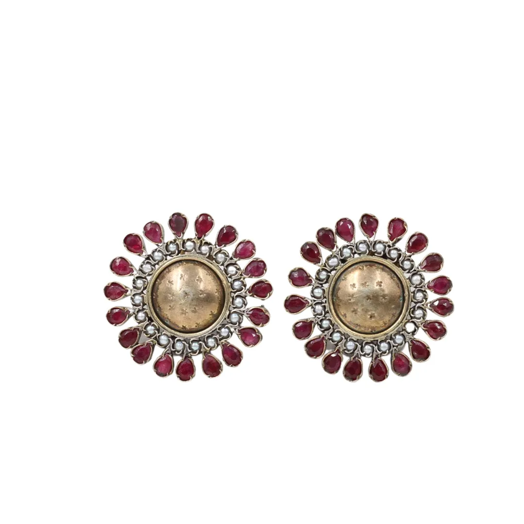 Heritage Elegance: Sangeeta Boochra Silver Handcrafted Earrings