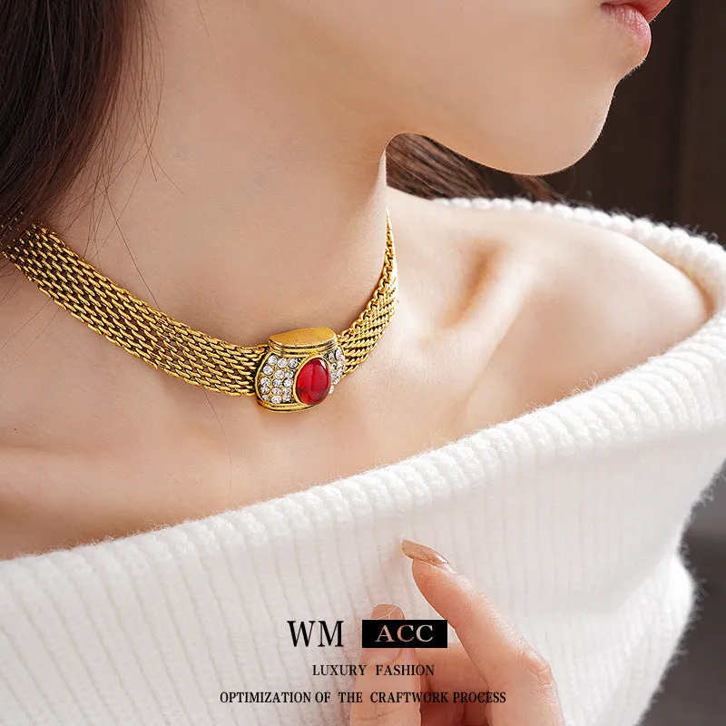 Luxurious Ellipse Geometric Alloy Electroplating Necklaces