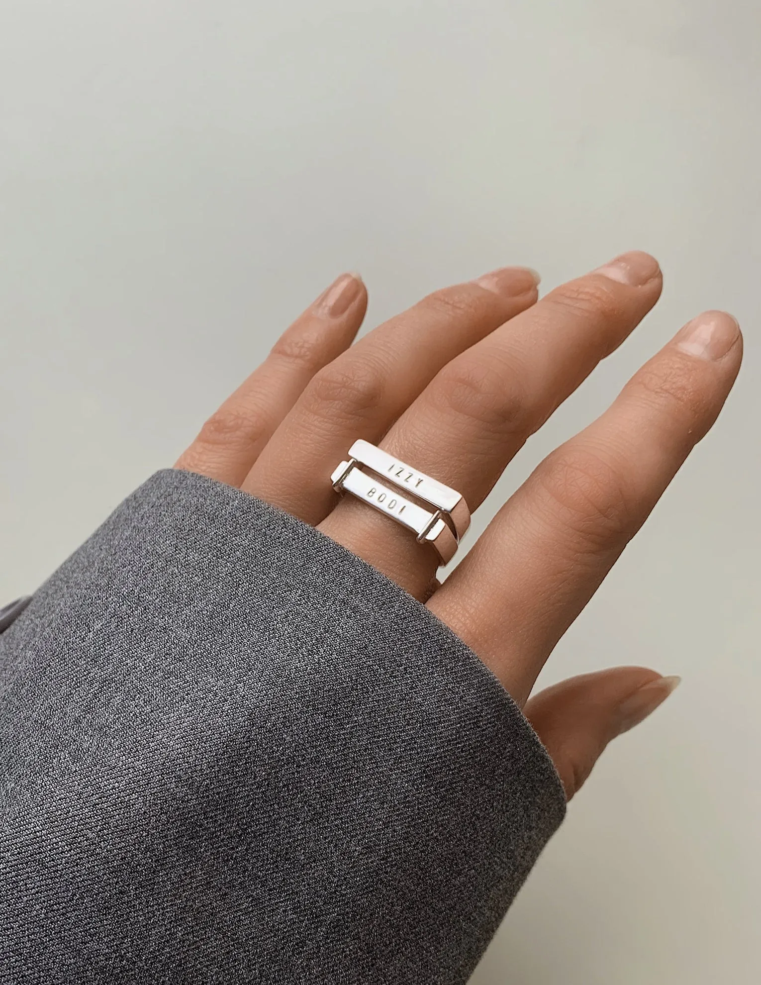 Moonbeam ring <br>Silver