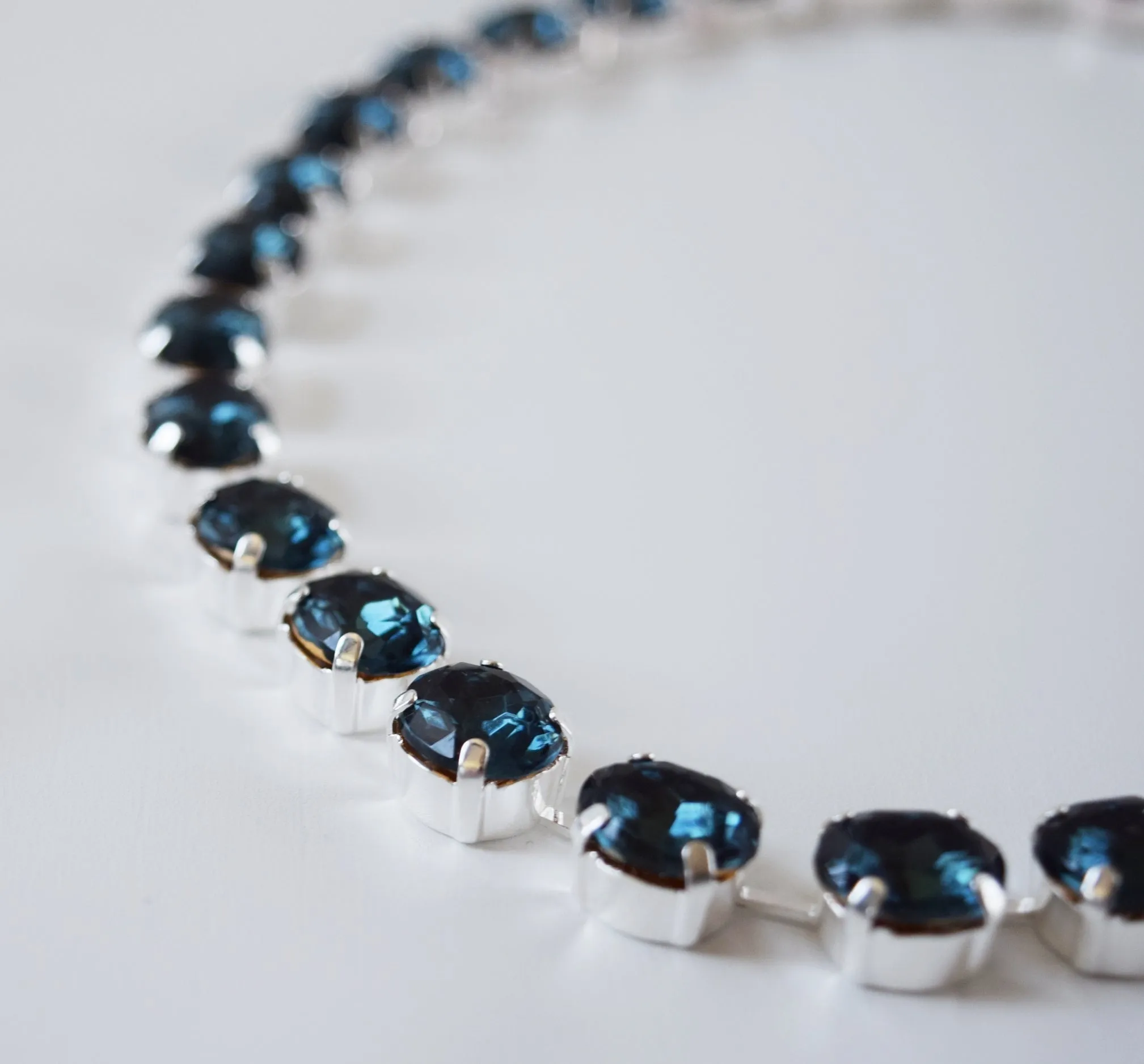 Navy Blue Paste Crystal Riviere Necklace - Small Oval