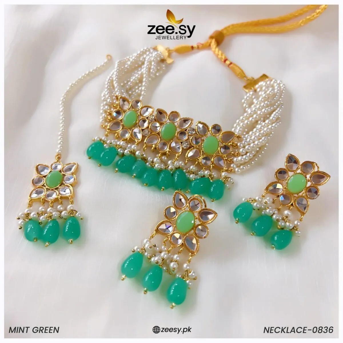 NECKLACE-0836