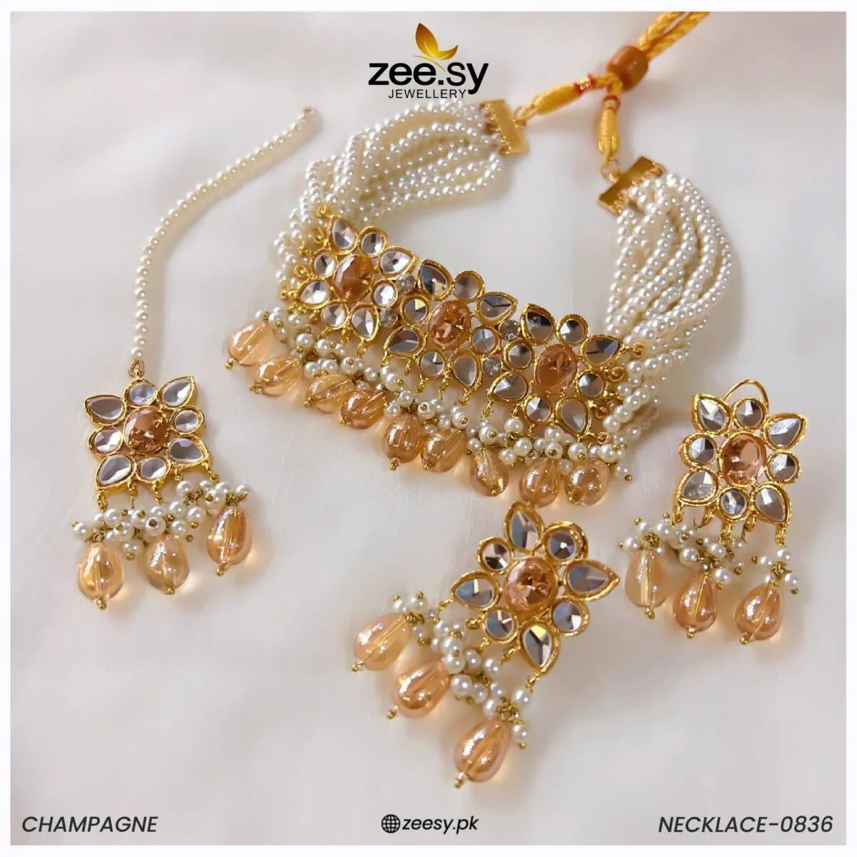 NECKLACE-0836