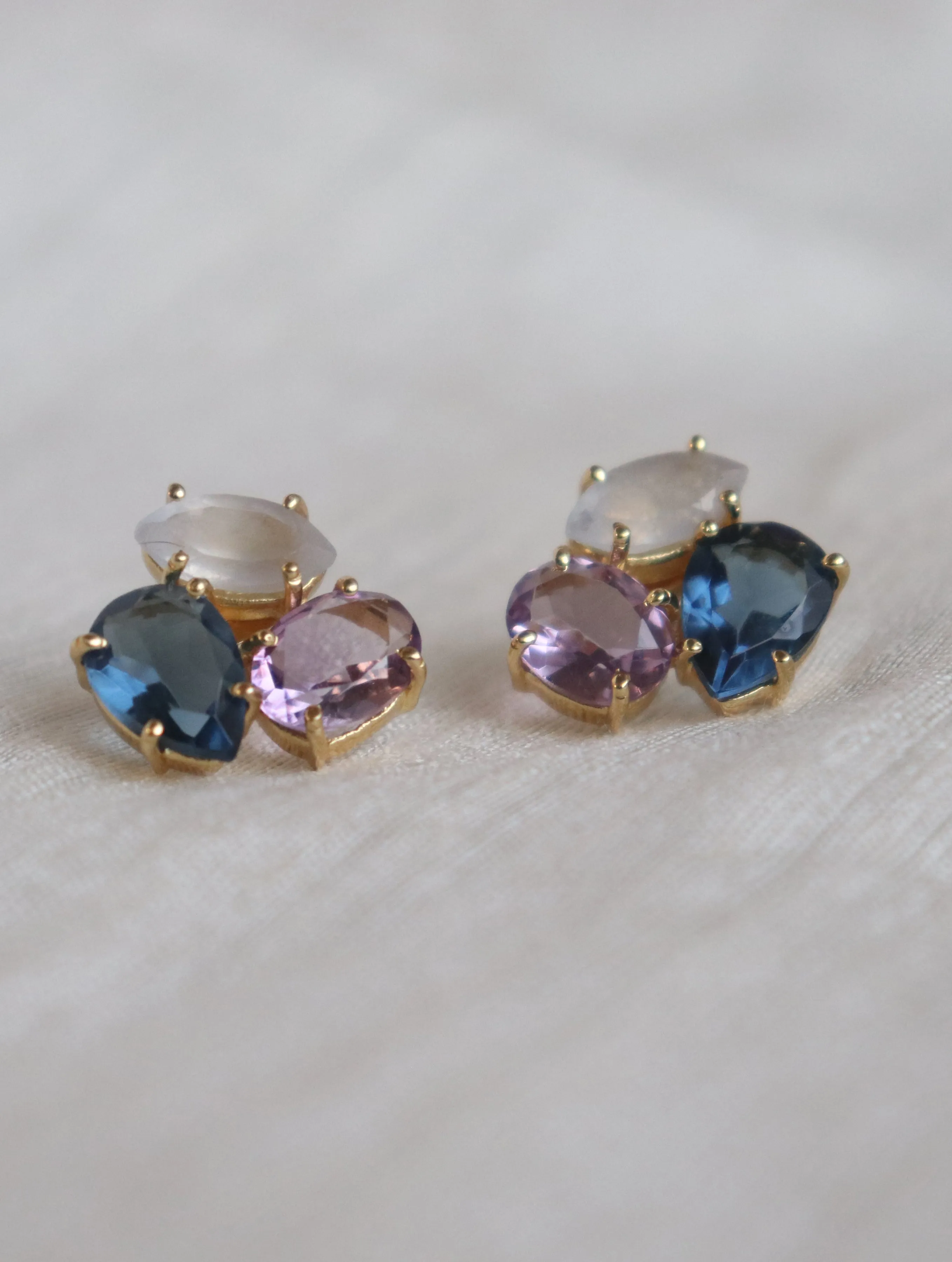 Ruri Studs - Sky