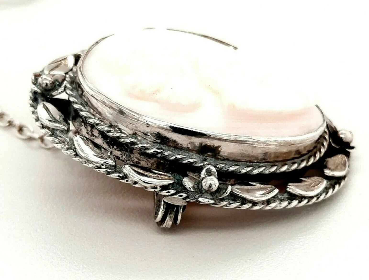 Sterling Silver Conch Shell Cameo Brooch