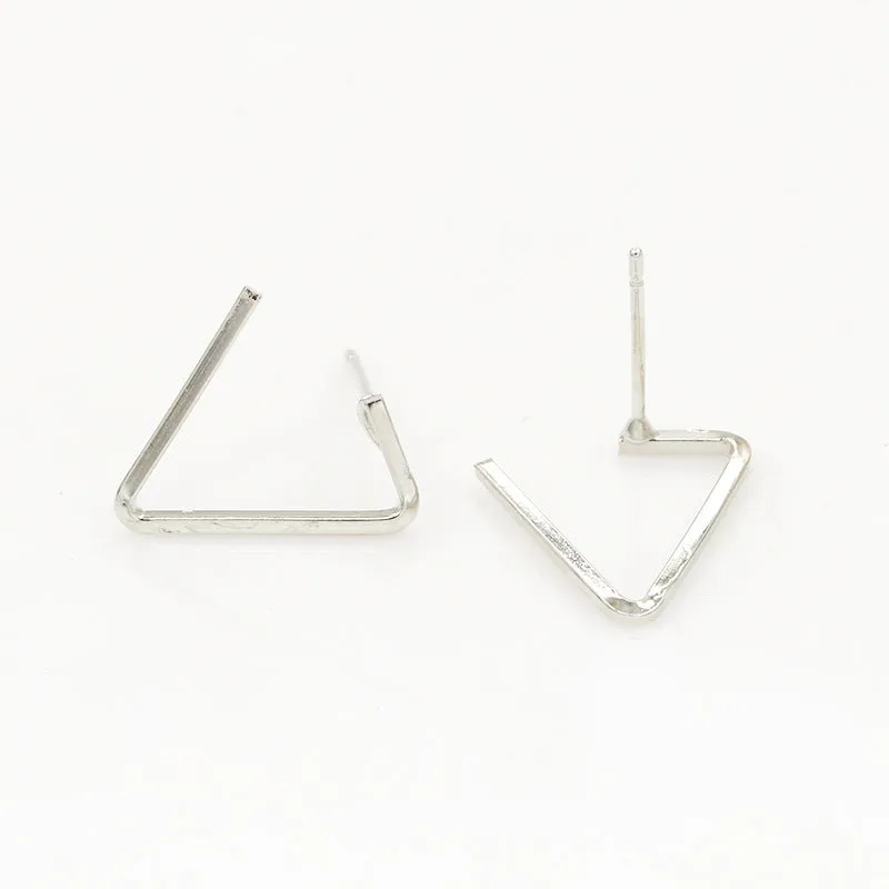 Temperament Fashion Simple Triangle Earrings