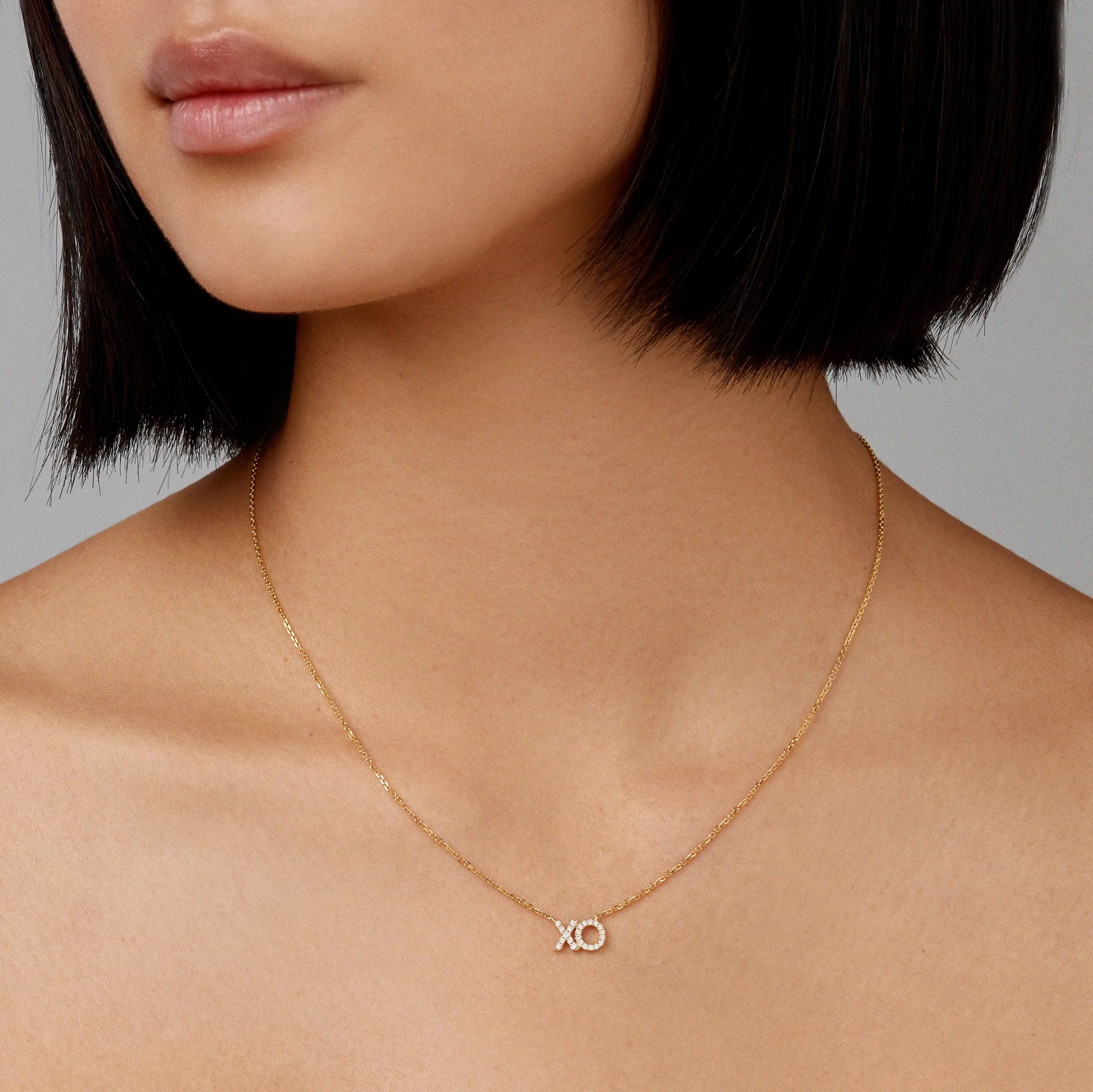 XO Diamond Pendant Necklace | Yellow Gold